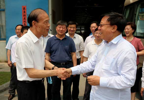 中央党的群众蹊径教育实践活动第三巡回督导组来南宫NG28集团调研