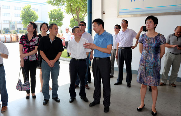 衢州市委常委、衢州绿色工业集聚区党工委书记傅根友一行来南宫NG28考察