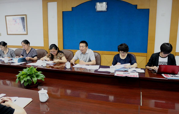 中国石油公司电缆考察组来南宫NG28集团考察